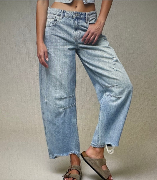 Hidden Vintage Light Wash Barrel Jeans