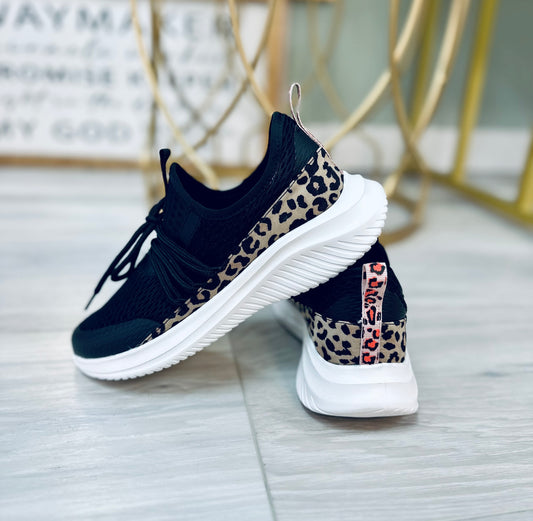 Anisa Leopard Sneaker