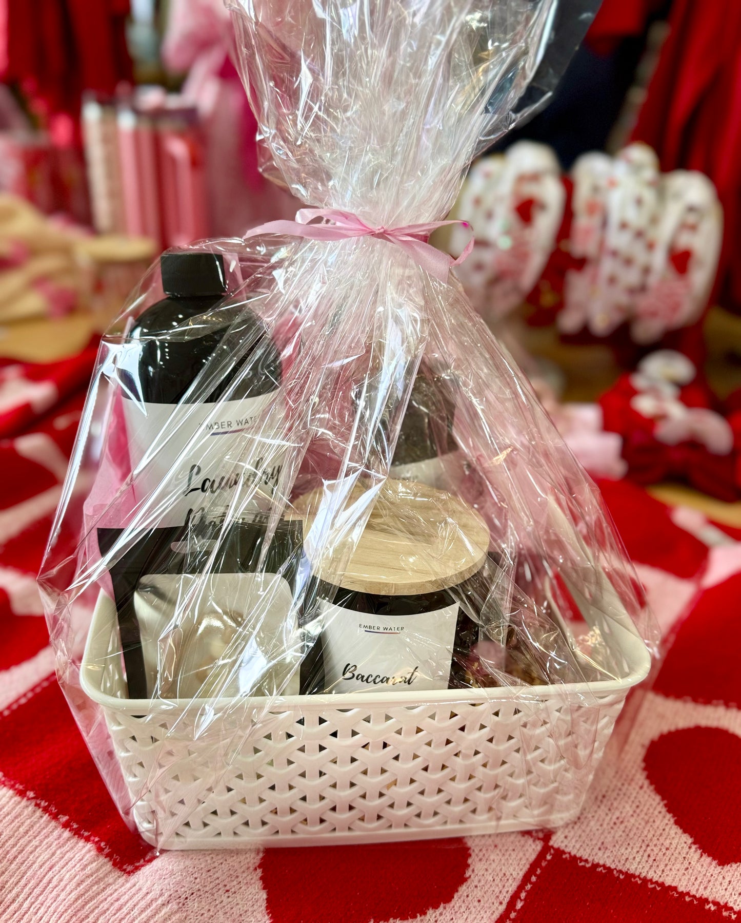 Valentine Basket-Baccarat