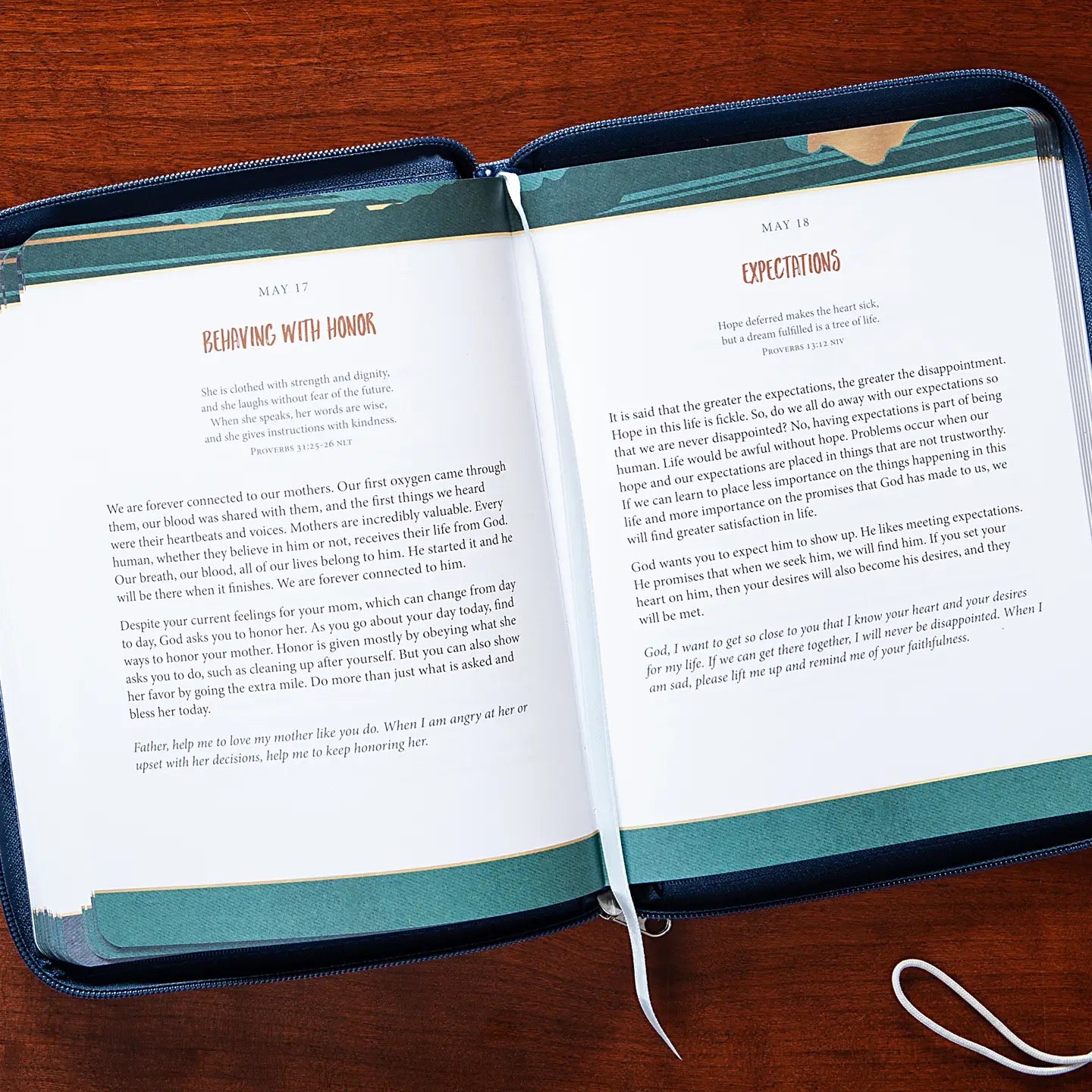 Strength for Today Teen Guys zipper devotional