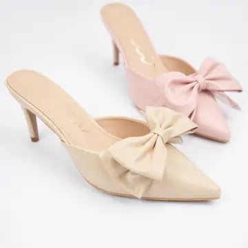 Big Bow Pointed Toe Kitten Heel