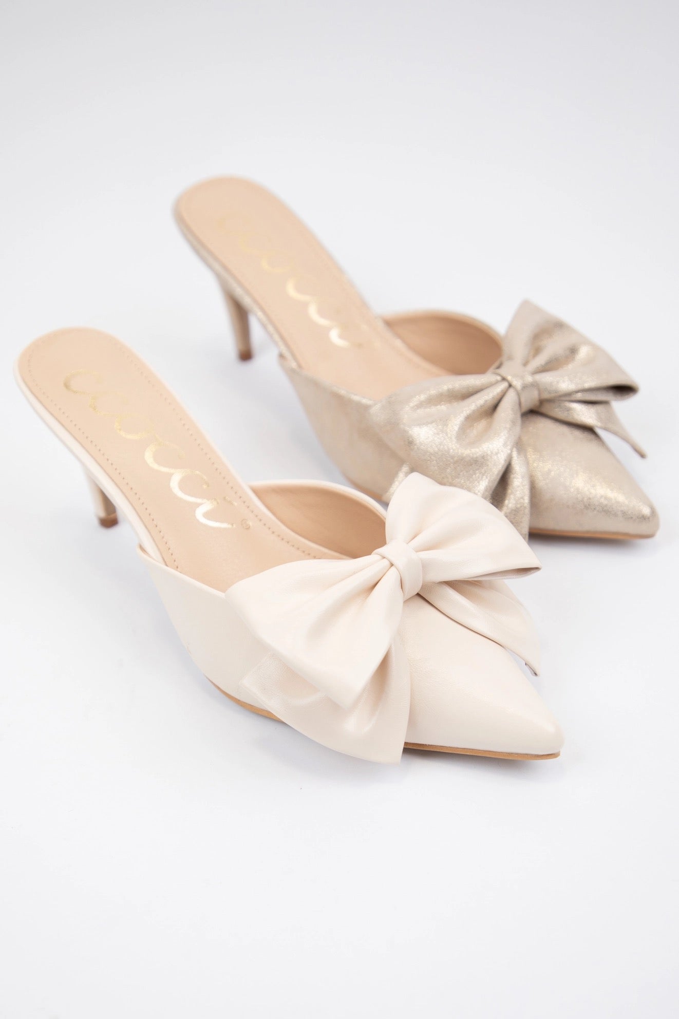 Big Bow Pointed Toe Kitten Heel