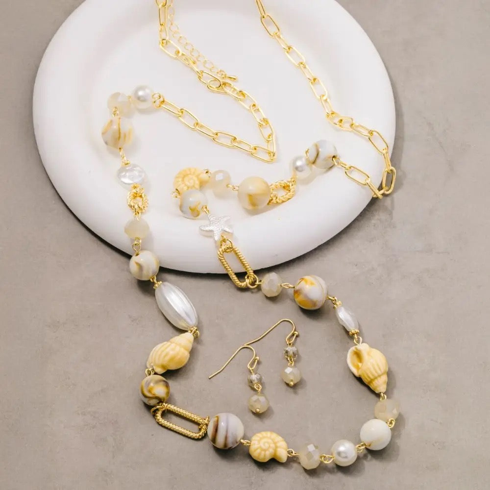 Seashell Beaded Charm Necklace Set