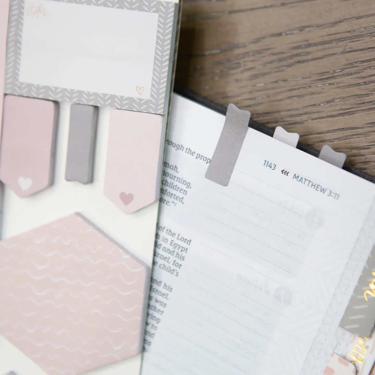 Selah Bible Study Sticky Notes - Grey Chevron