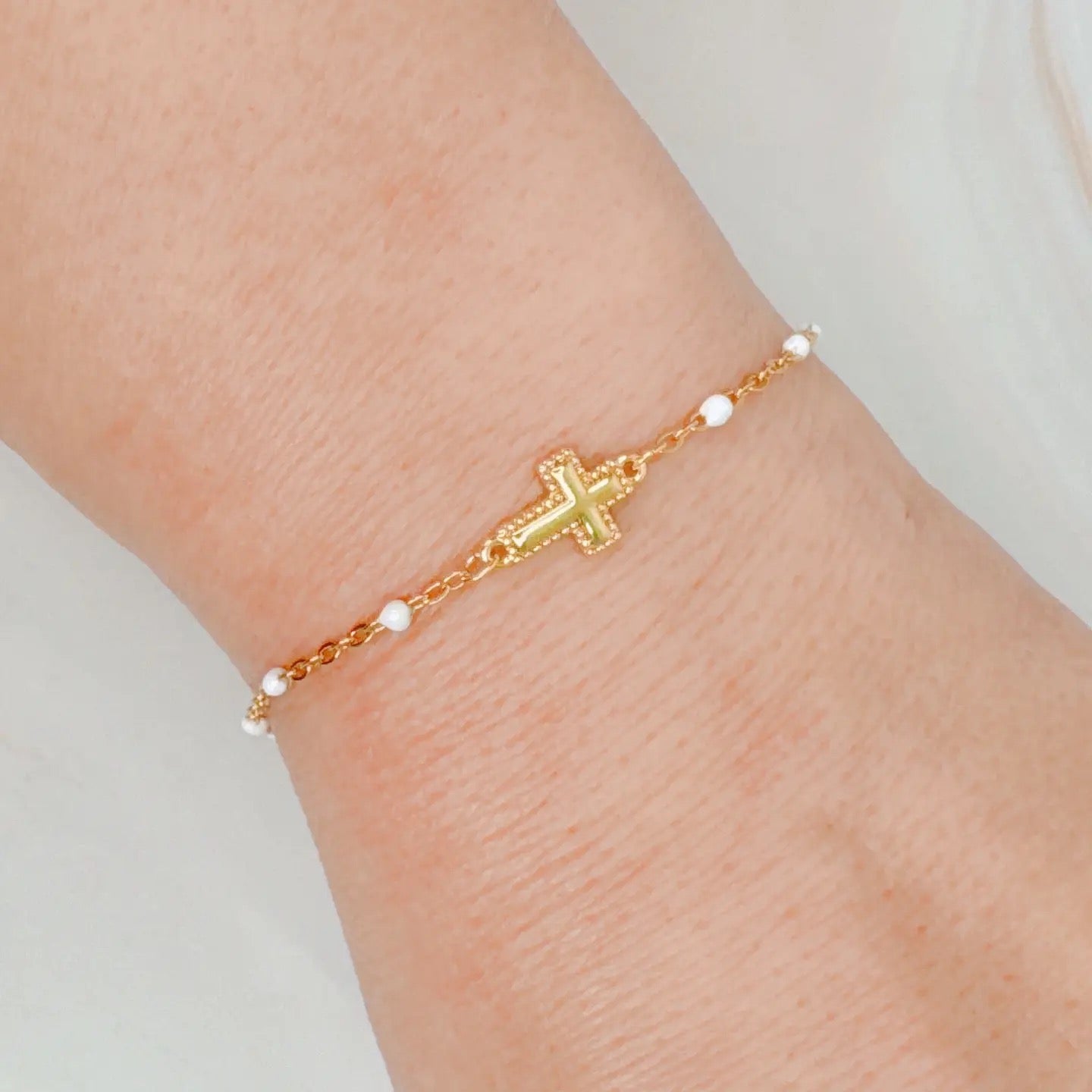 Dainty Dots Chain Cross Bracelet