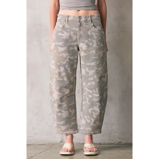 Camo Cropped Barrel Jeans