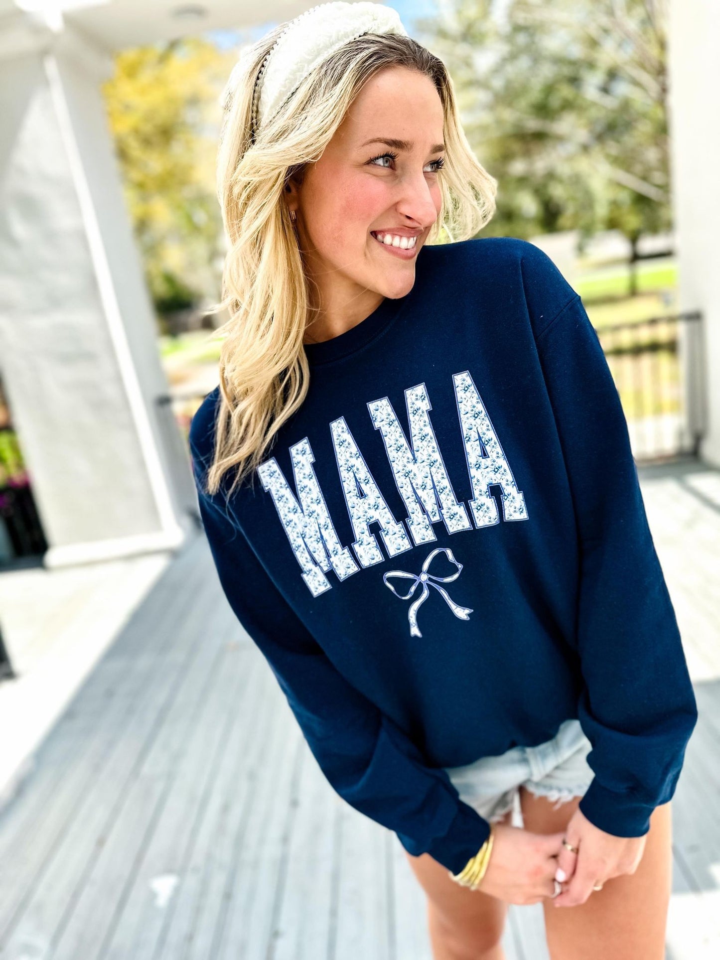 Blue Floral Mama Sweatshirt