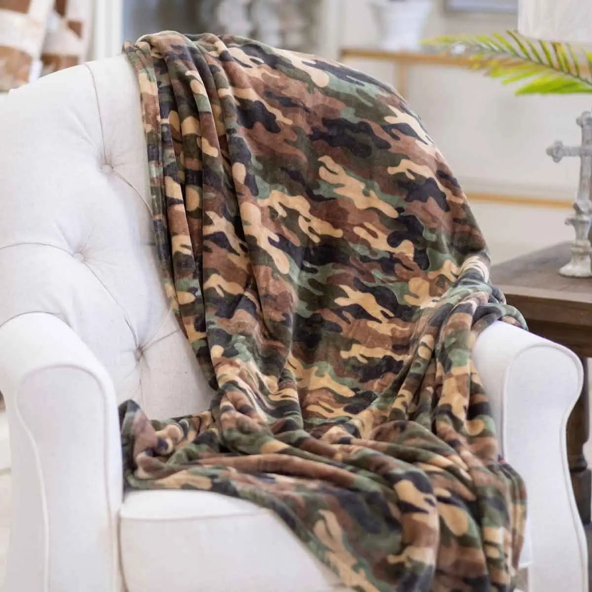 Camoflauge Throw Blanket