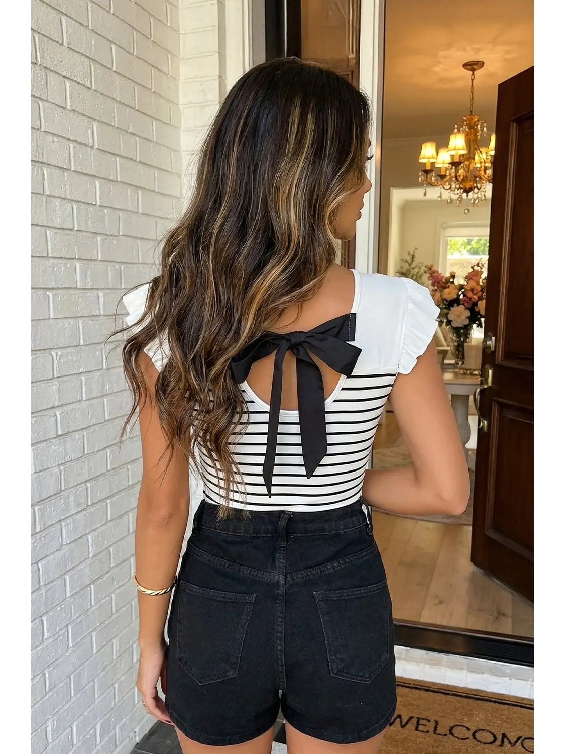 Contrast Knot Back Ruffle Trim Tank Top