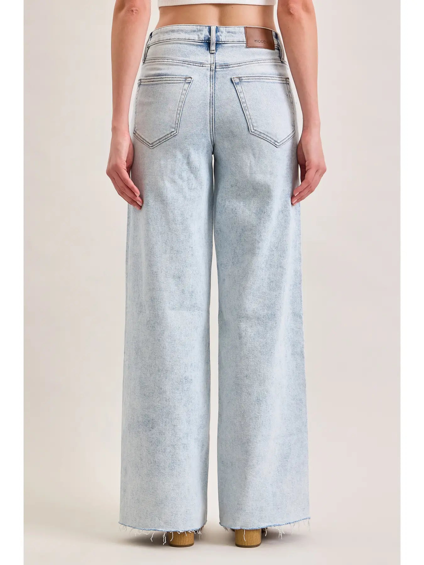 Hidden Clean Cut Wide Leg