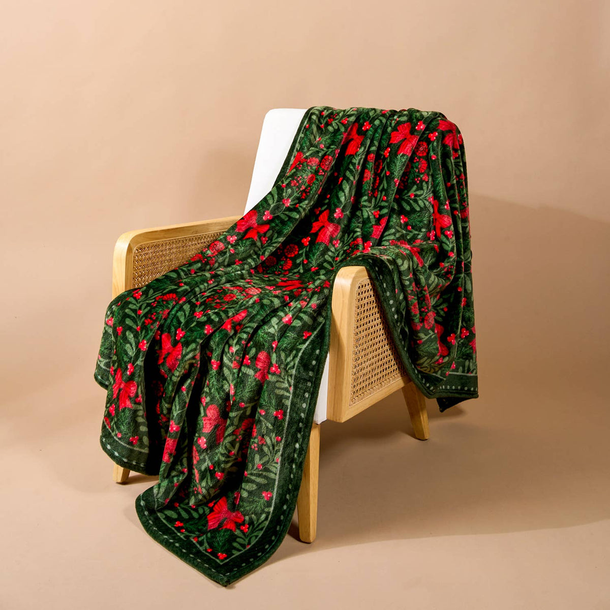 Snuggle Up Plush Blanket-A Merry Moment