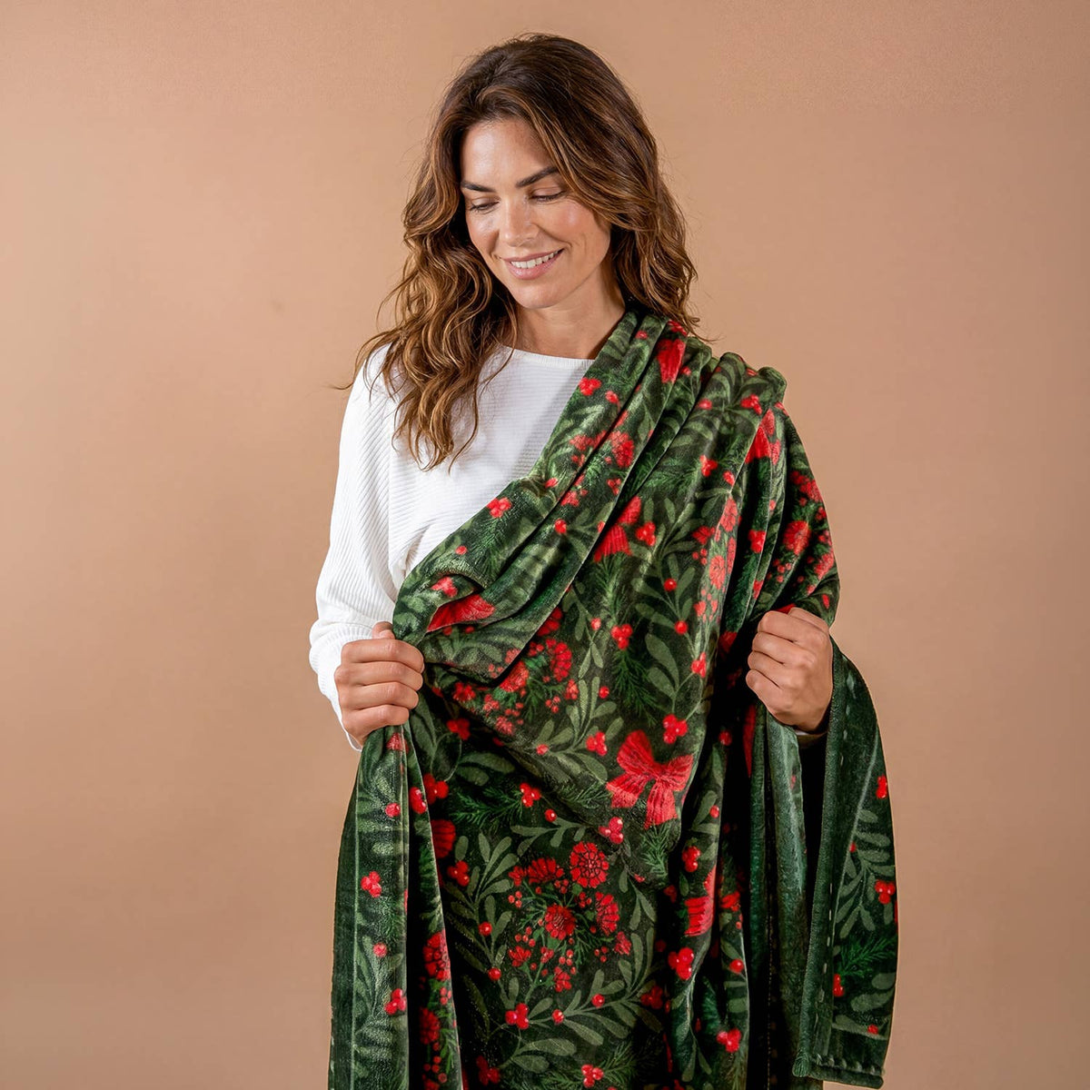 Snuggle Up Plush Blanket-A Merry Moment