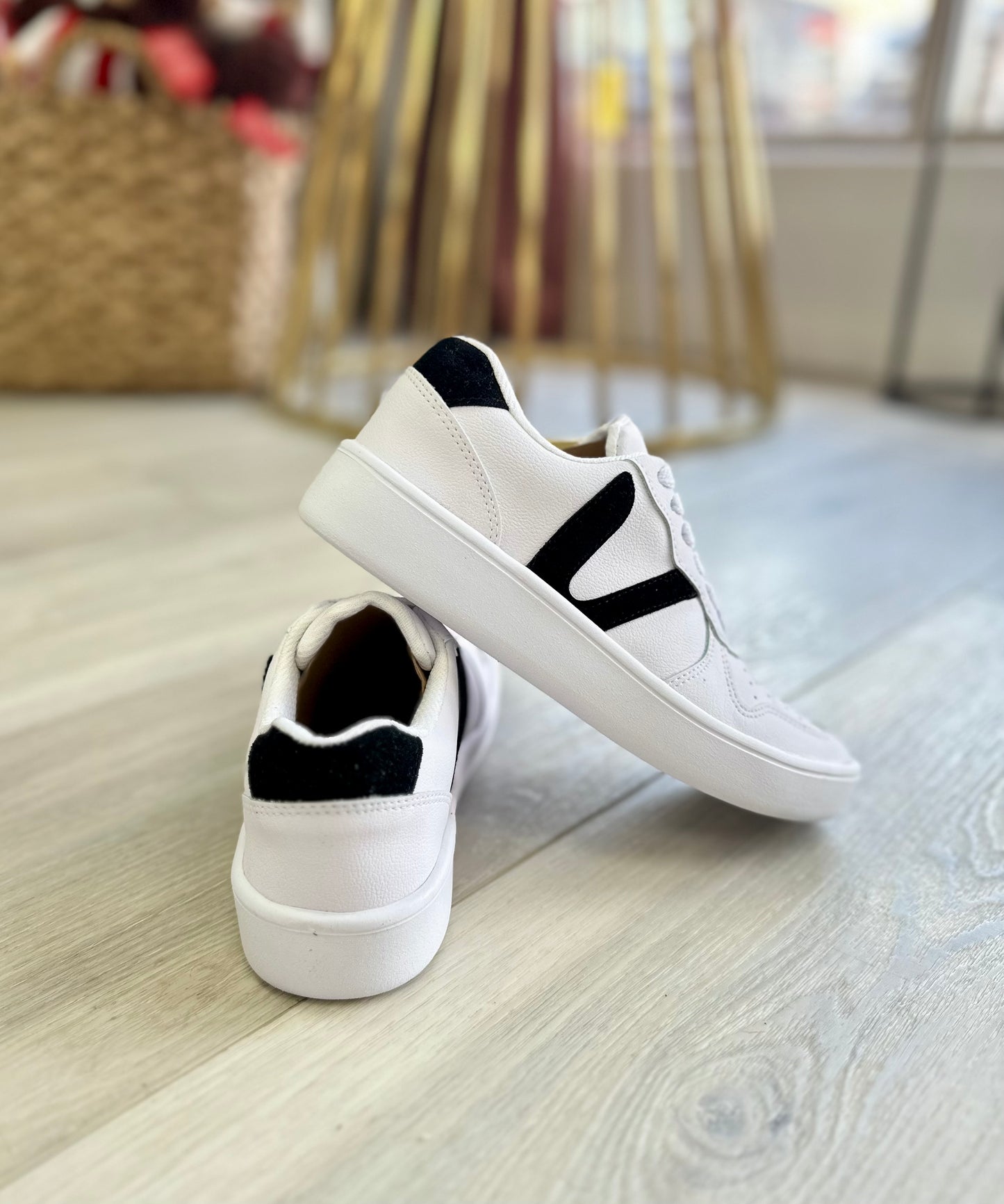 Mason Sneaker