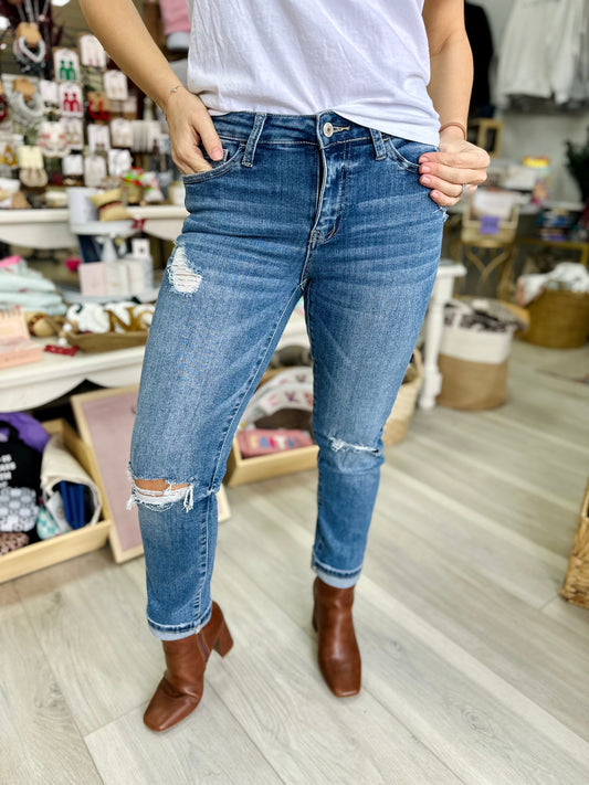 Vervet MidRise Crop Slim Straight Jean
