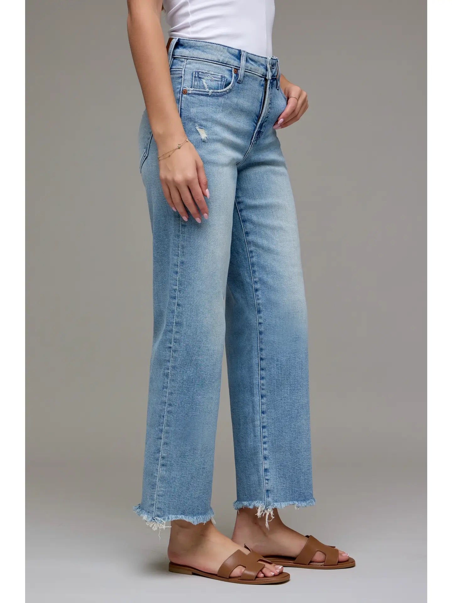 Hidden Medium Light Midt Rise Cropped Classic Jeans