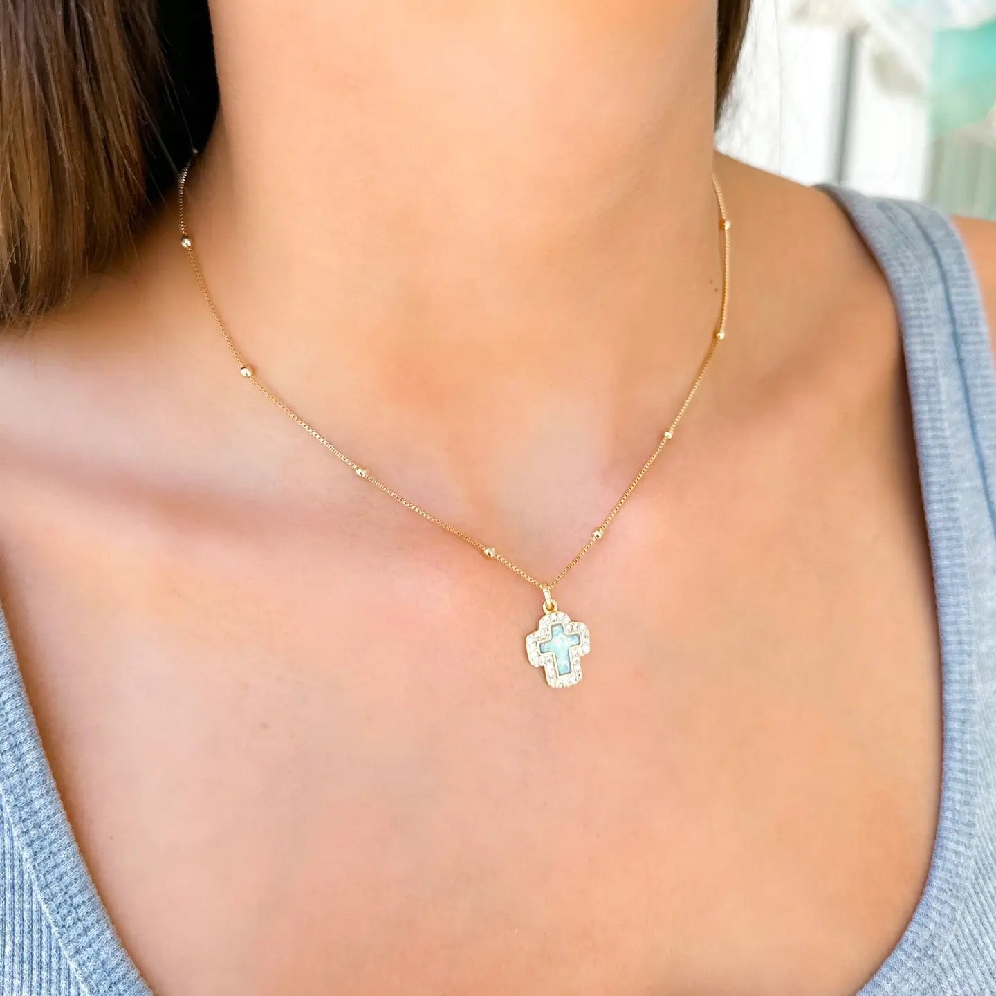 Iridescent Cross Pendent Necklace