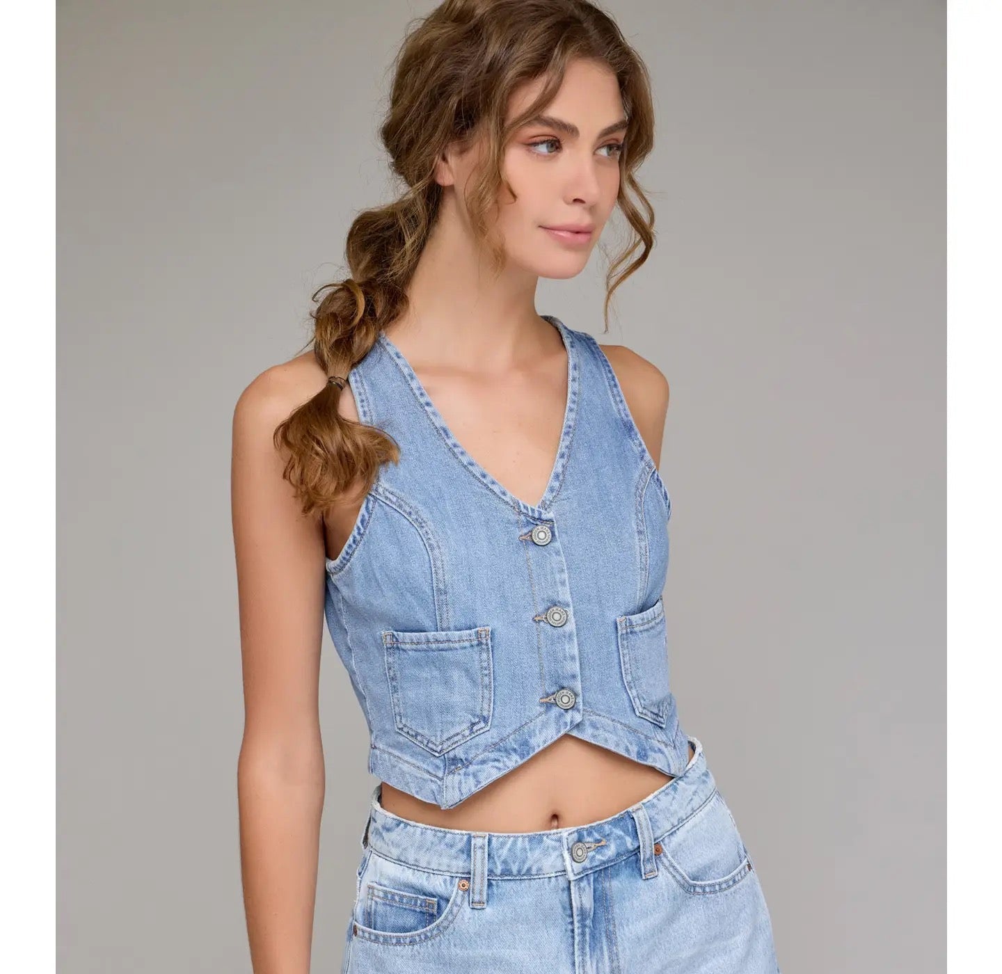 Hidden Light Wash Copped Fitted Vest