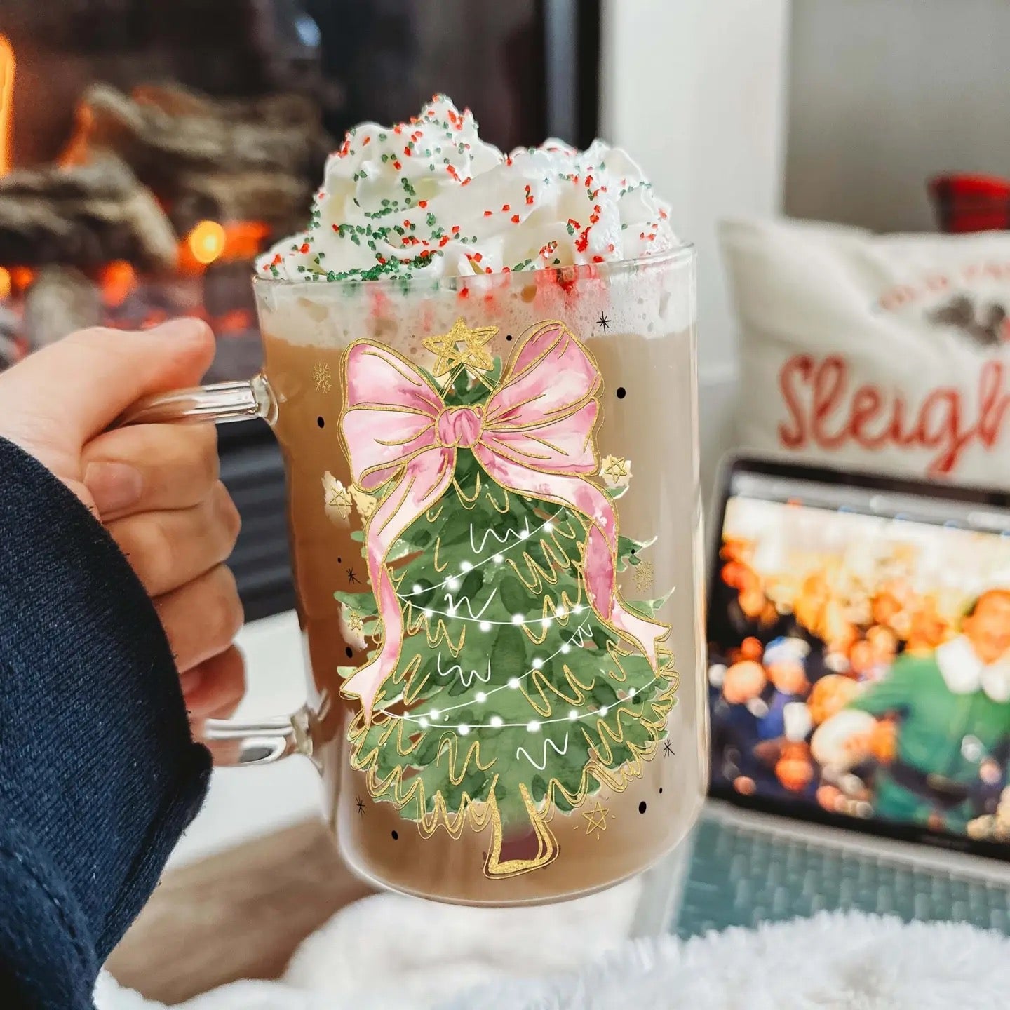 Coquette Bow Christmas Tree Glass 17oz Mug