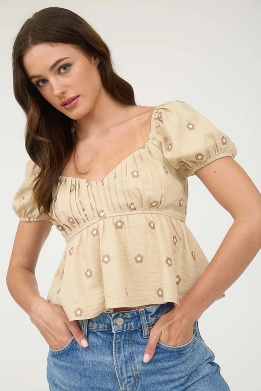 Embroidered Daisy Puff Sleeve Top