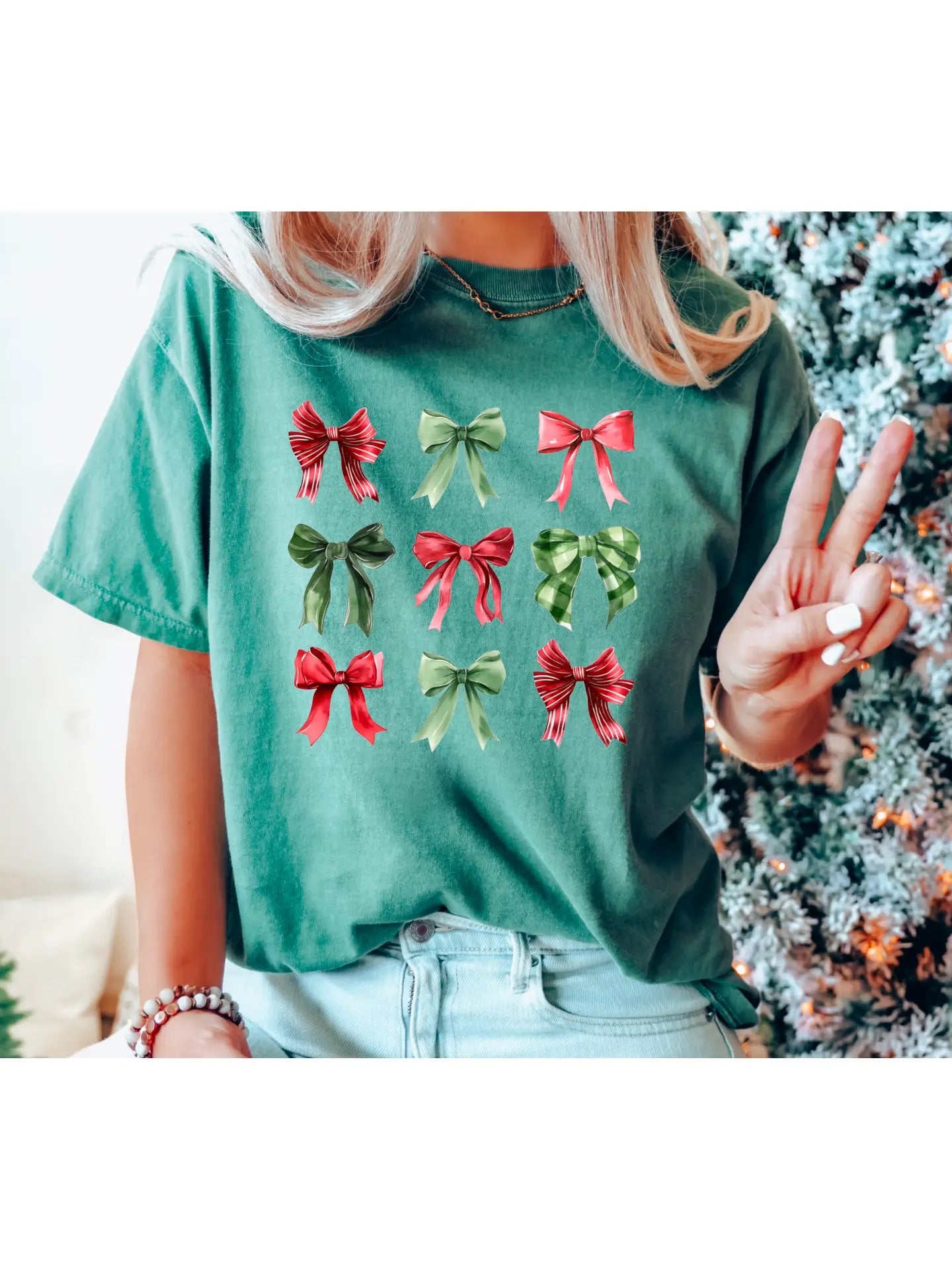 PREORDER - Christmas Bows Tee