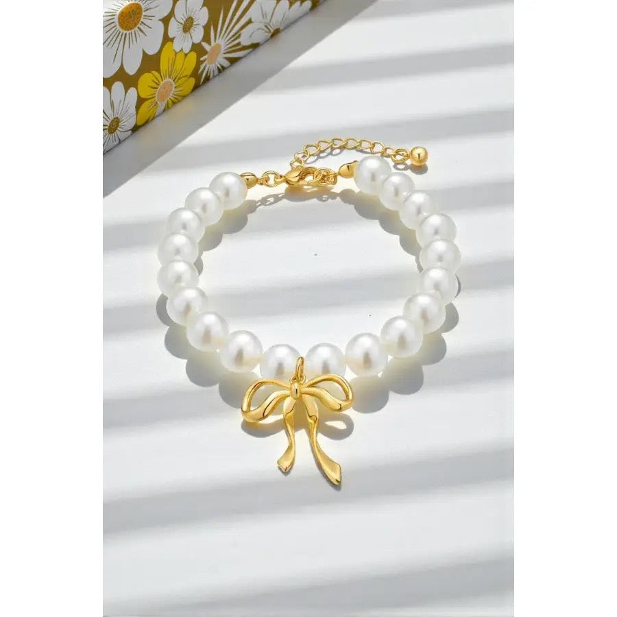 White Pearl Bow Beaded Bracelet