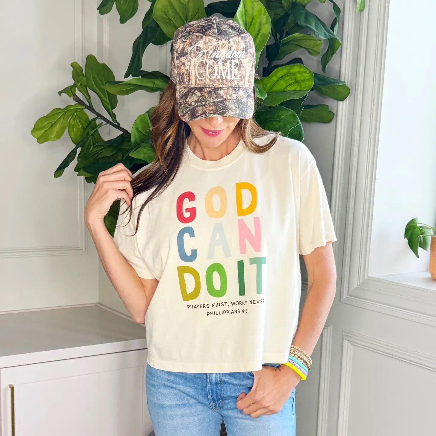 God Can Do It Crop Tee