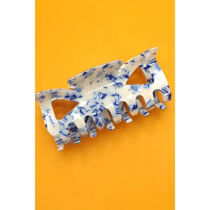 Vintage Toile Pattern Claw Clip