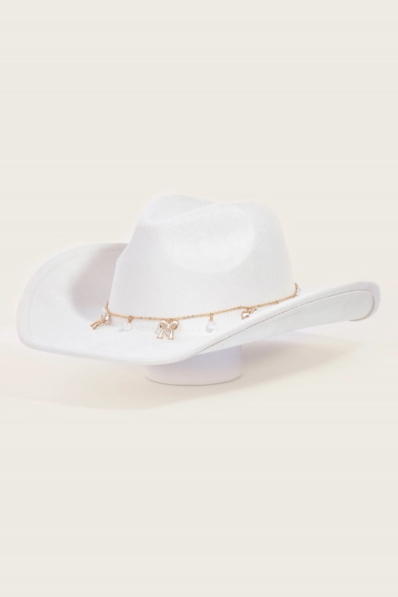 White Cowboy Hat with Bow & Pearl Western Chain