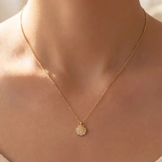 Gold Seashell Pendant Necklace