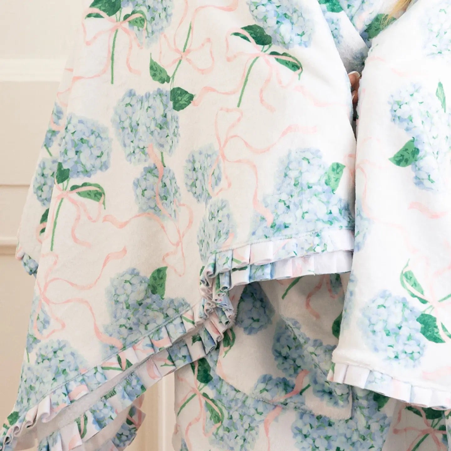 Hydrangea Ribbons Luxe 56 X 60" Throw Blanket