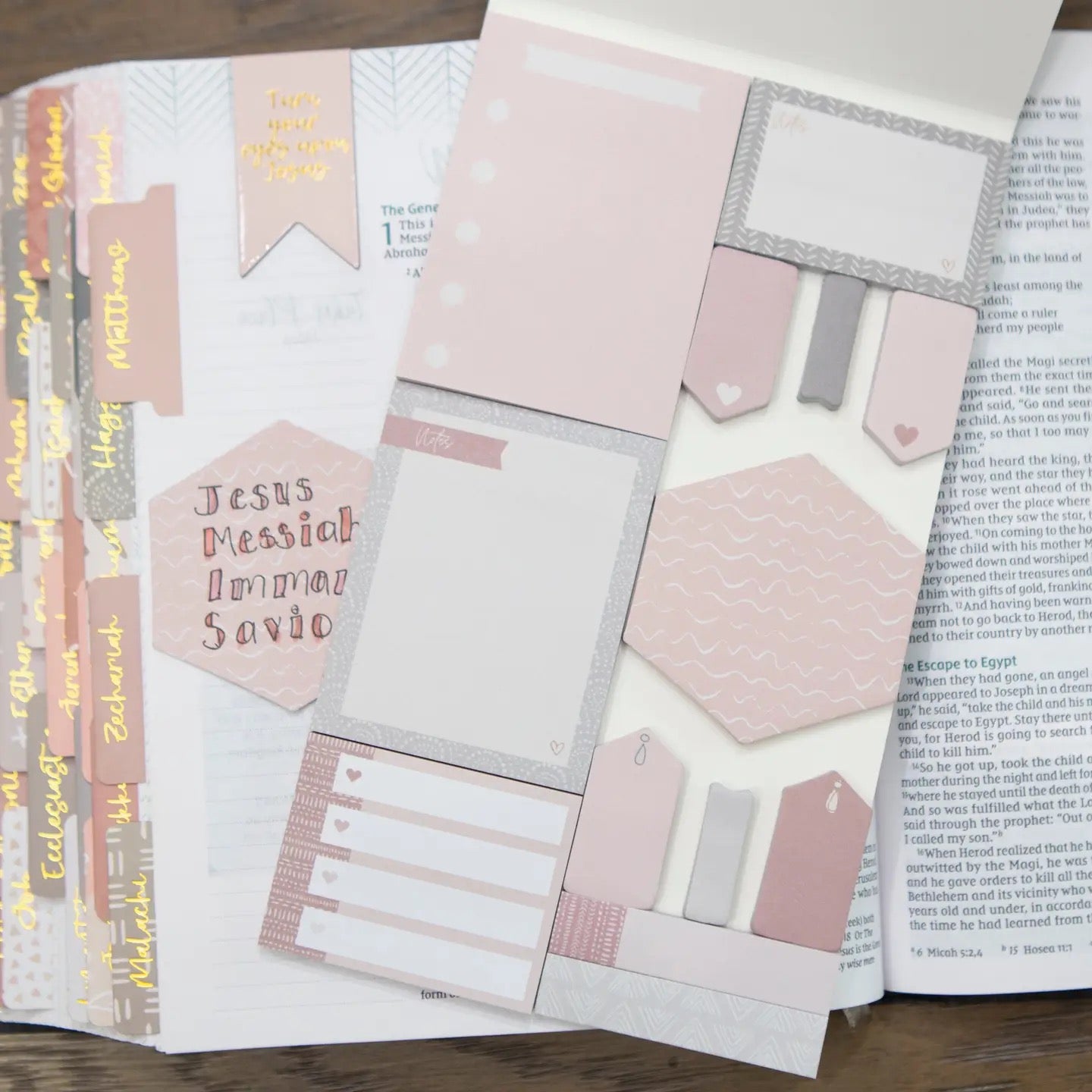 Selah Bible Study Sticky Notes - Grey Chevron