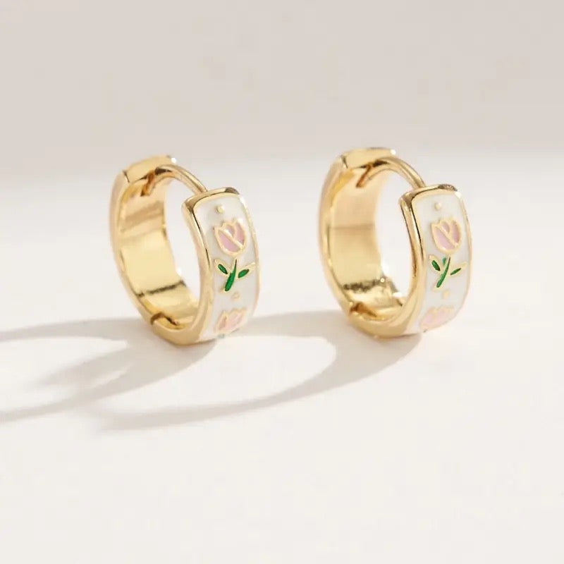 Vintage Gold Floral Hoop Earrings