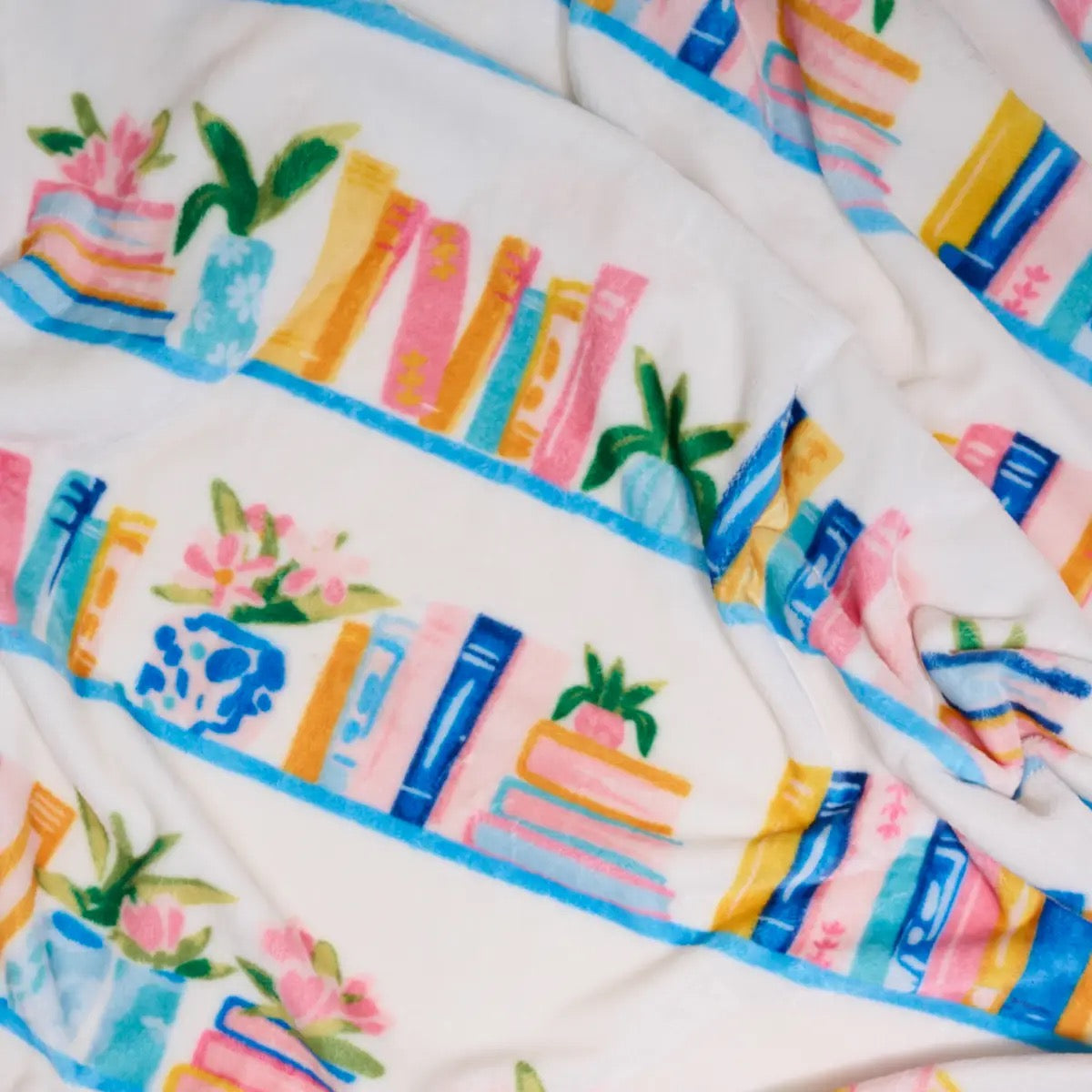 Book Shelf Plush Blanket