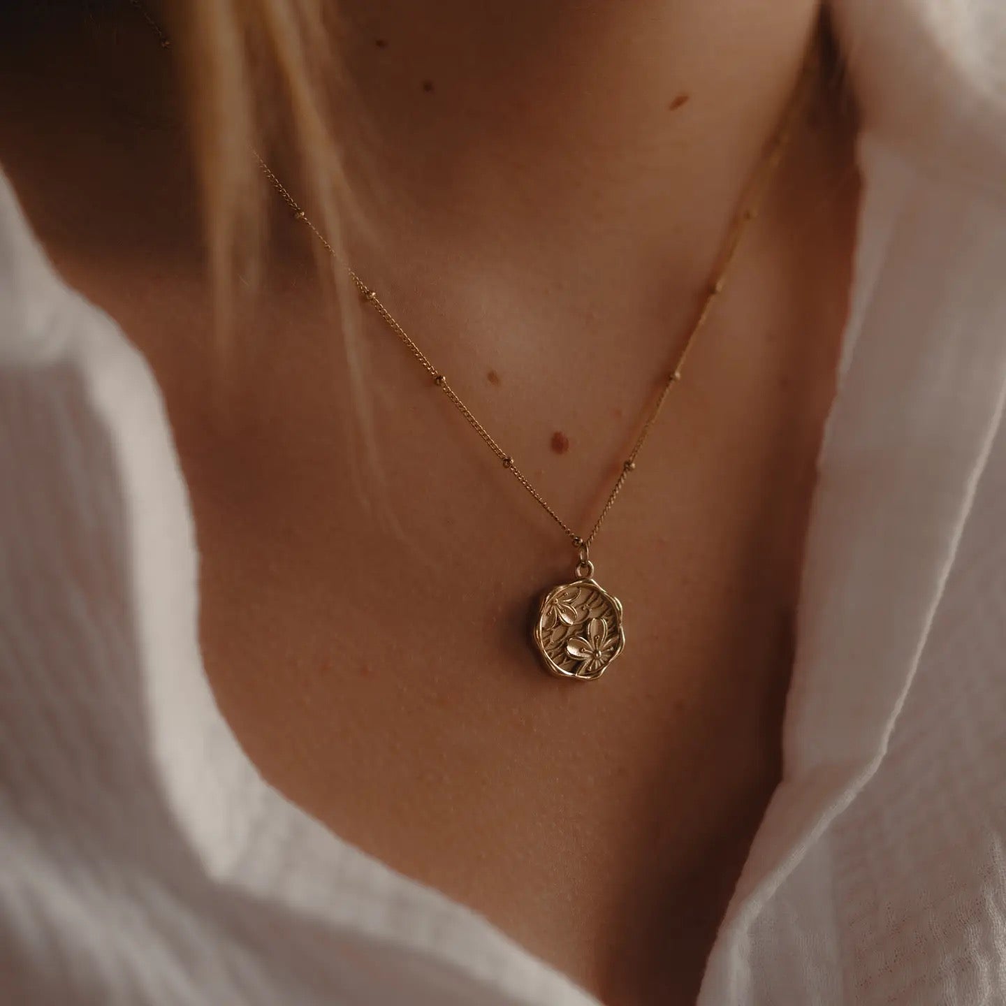 A Worshiping People Necklace