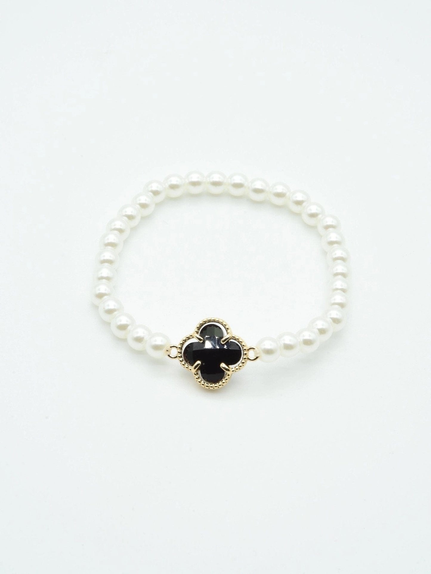 Clover Accent Pearl Stretch Bracelet