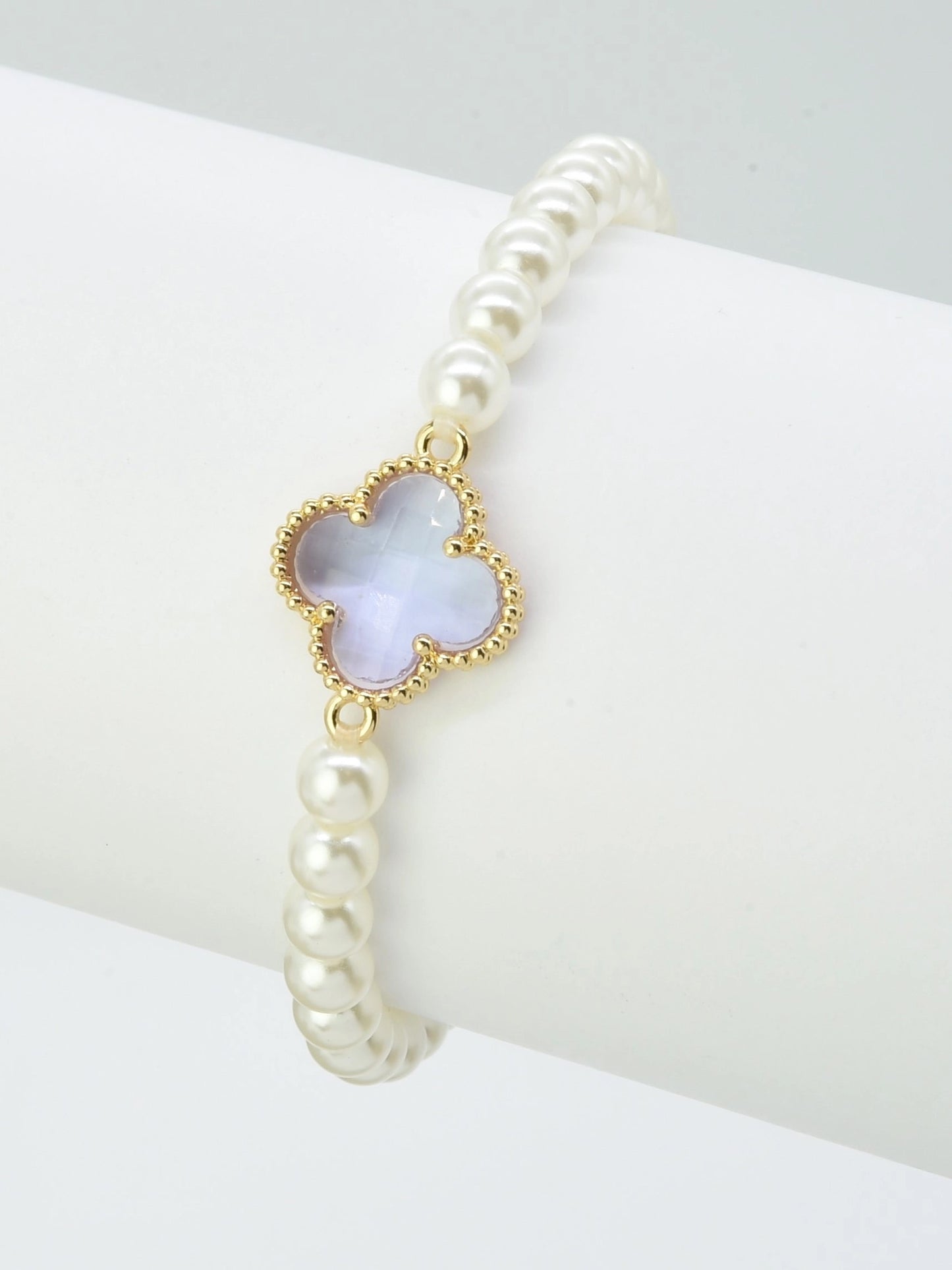 Clover Accent Pearl Stretch Bracelet