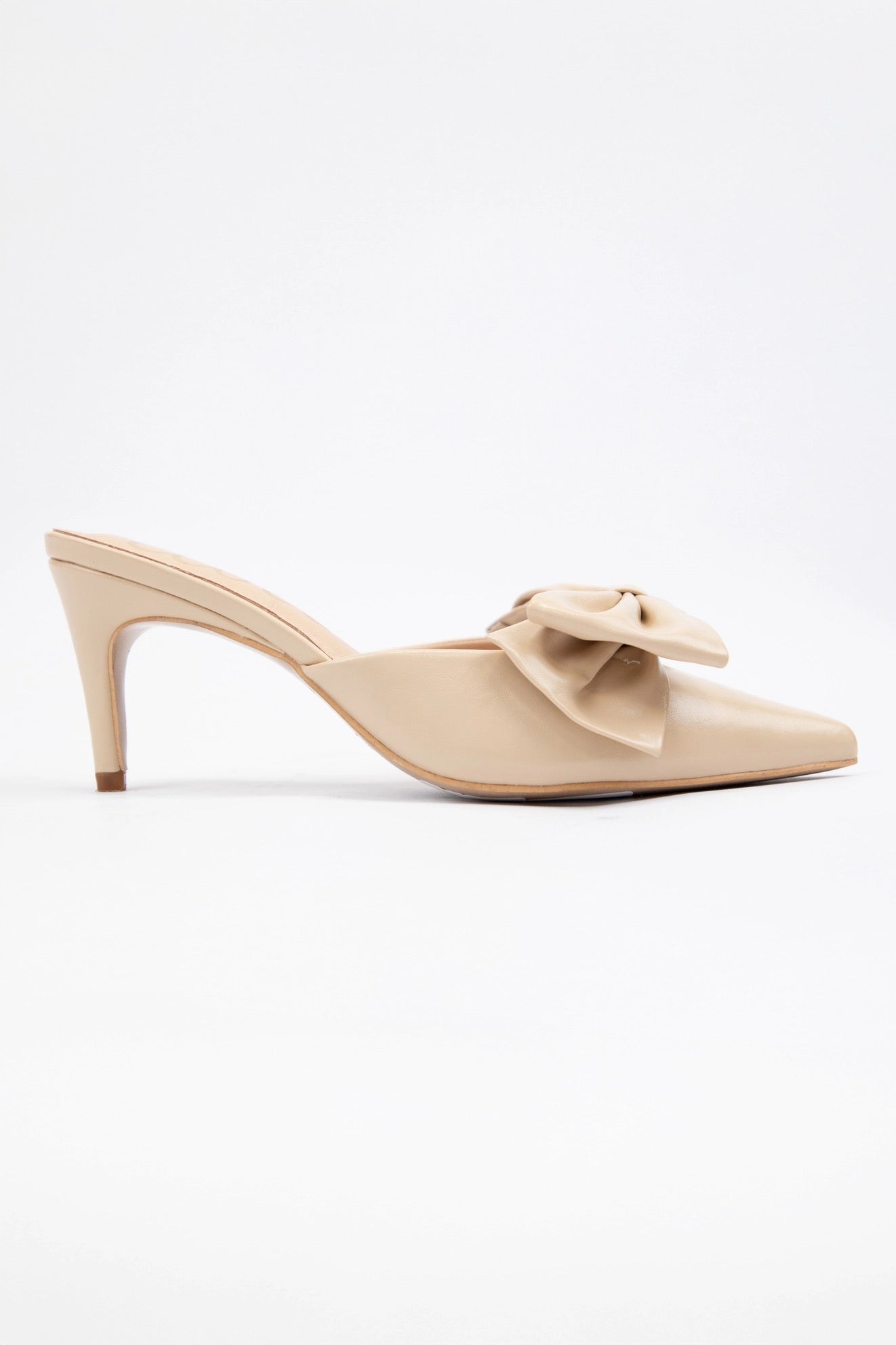 Big Bow Pointed Toe Kitten Heel