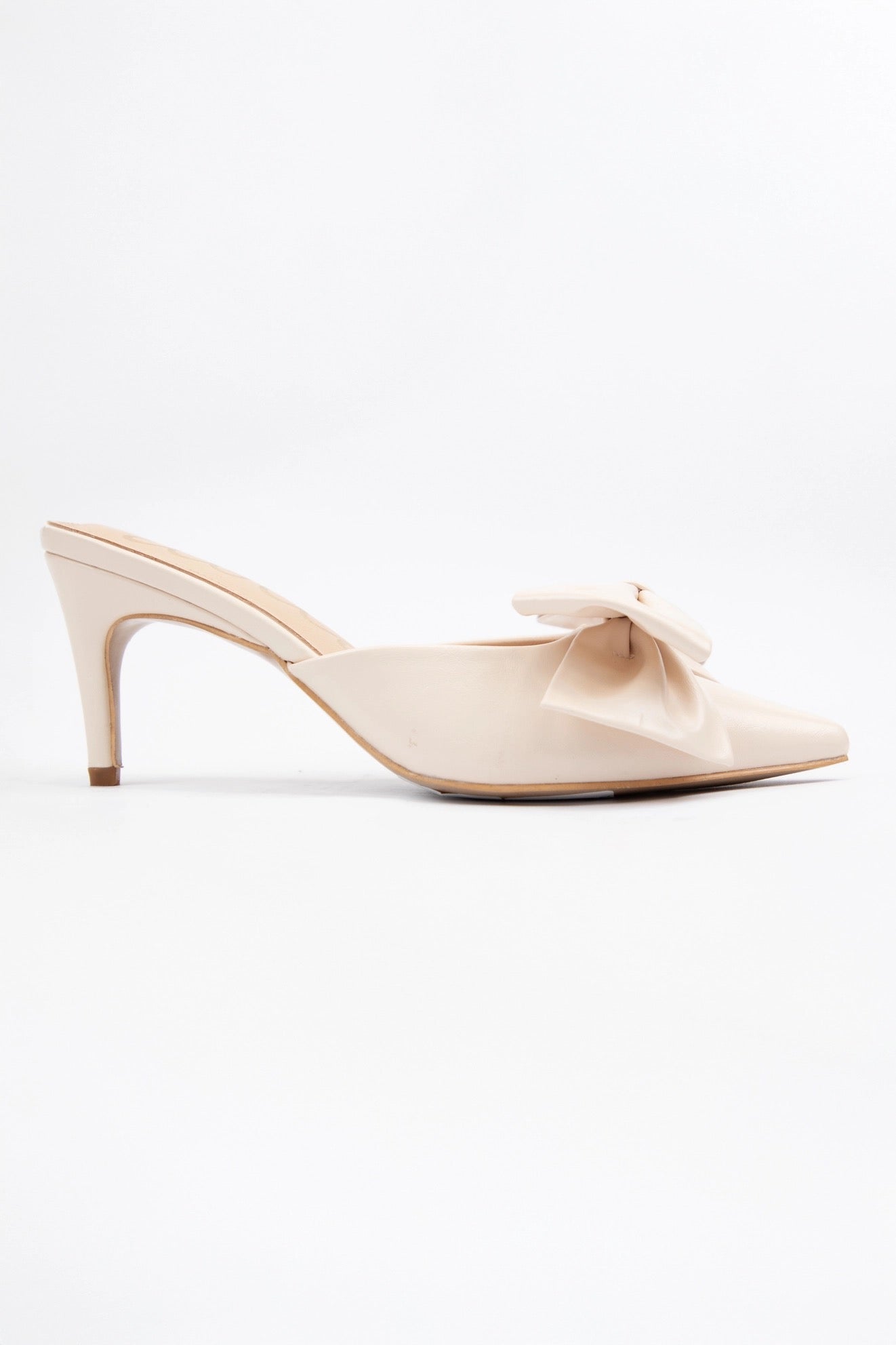 Big Bow Pointed Toe Kitten Heel