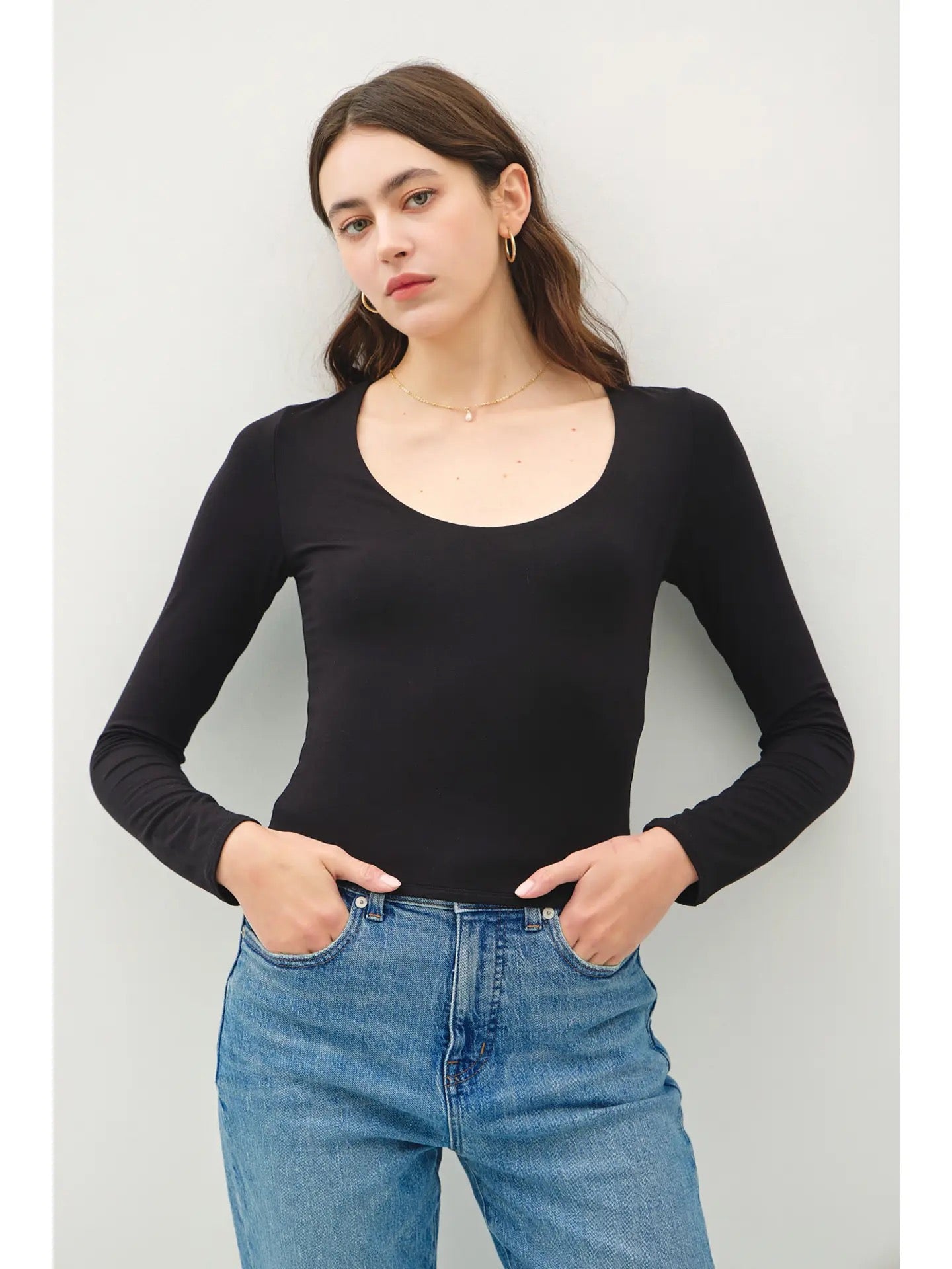Basic Scoop Neck Long Sleeve Top