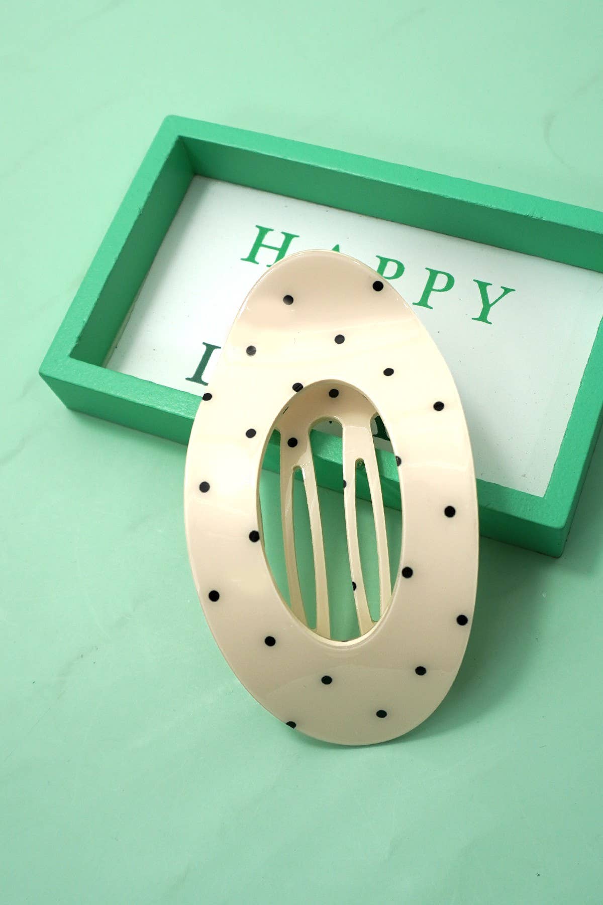Jumbo Lay Flat Oval Hair Claw Clips Secure Styling | 4 Color Options