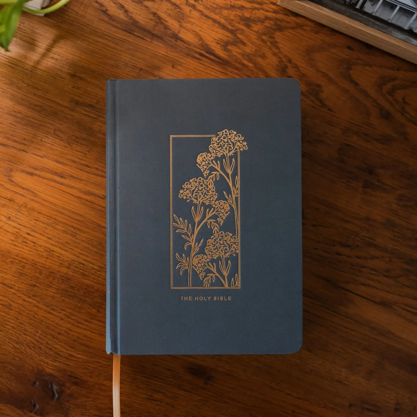 Lantana | Esv Large Print Journaling Bible
