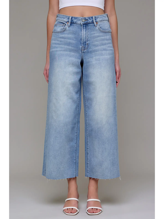Light Wash Clean Stretch Cropped Wide Leg