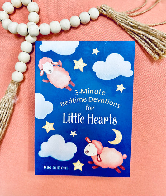 3 Minute Bedtime Devotions for Little Hearts